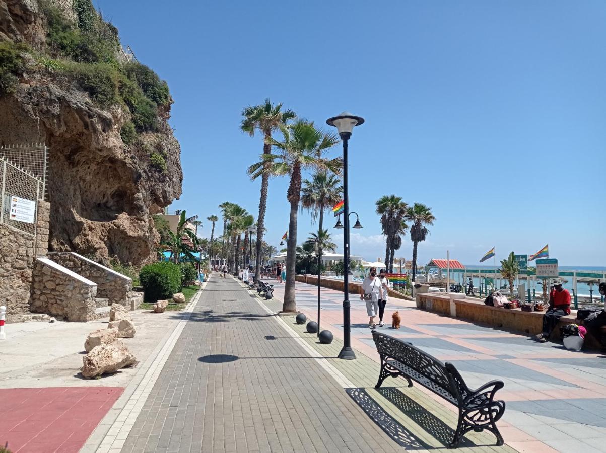 Apartamento La Roca Chica Torremolinos Exterior foto